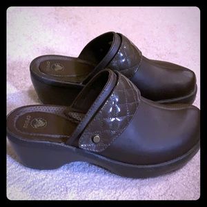 Crocs slip on clogs